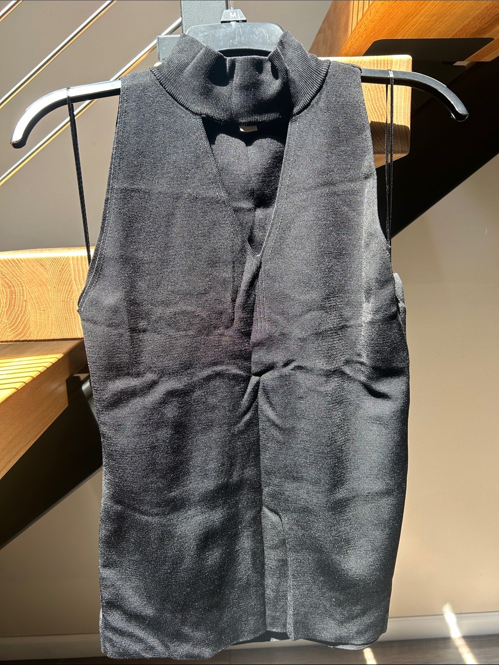 MICHAEL Michael Kors Black Sleeveless V-Neck Mock Collar Top